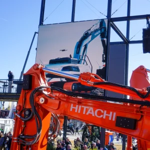 Hitachi Construction Machinery Rebrands as LANDCROS